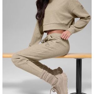 Alo Muse Hoodie & Sweatpants Set in Gravel Heather Size Small/Medium